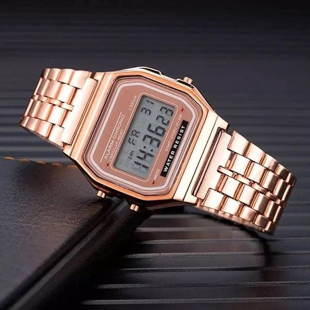 Casio Classic Retro Style in Rose Gold